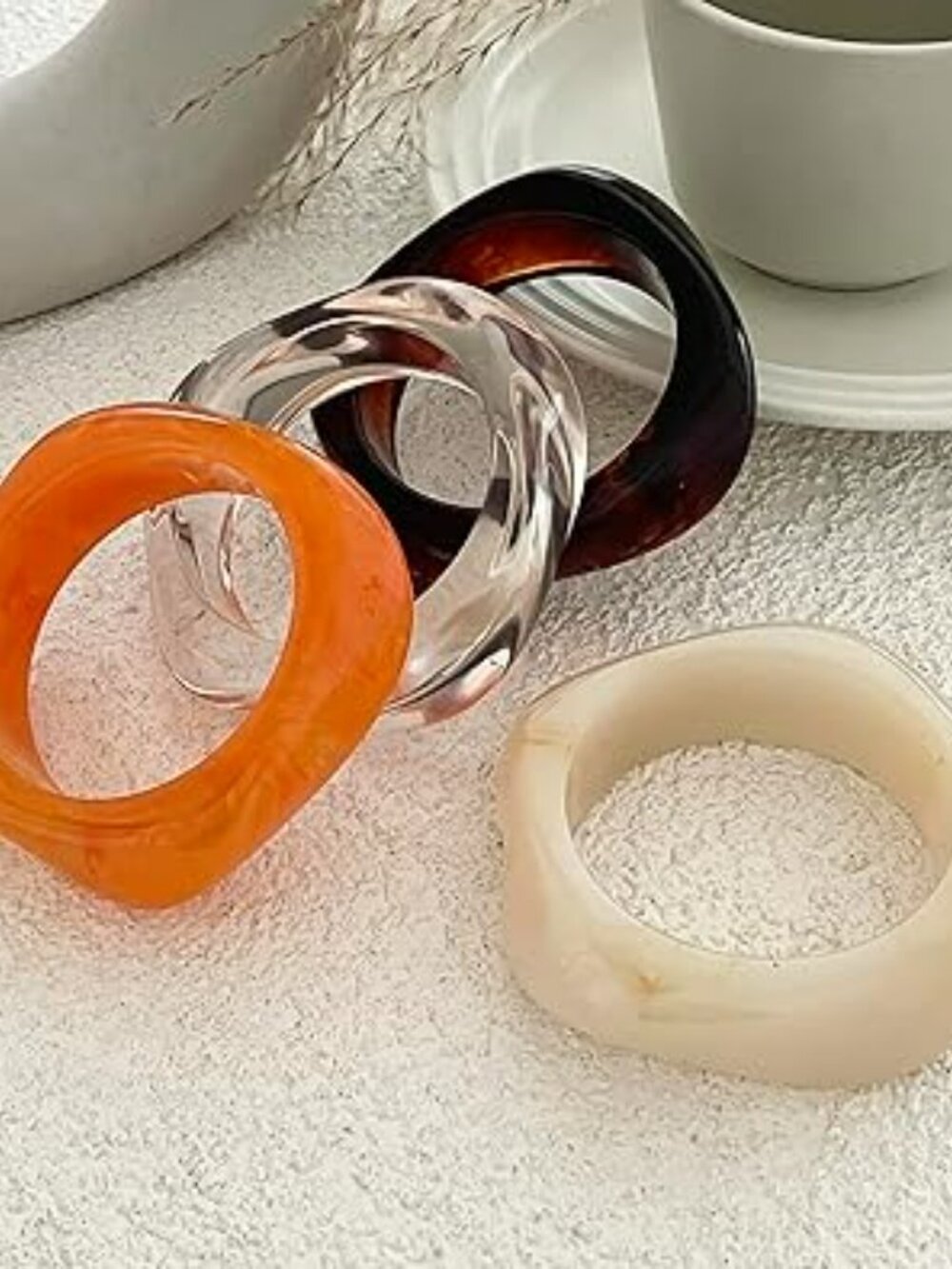 4 pcs Chunky Bangle Bracelets for Women Irregular Acrylic Resin Bangle Fashion - Picture 4 of 4